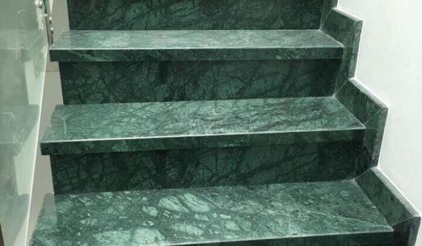Cầu thang đá marble và những điều bạn chưa biết